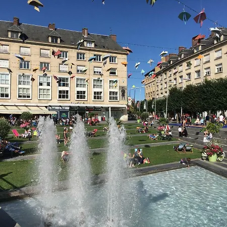 Hyper Centre Apartment