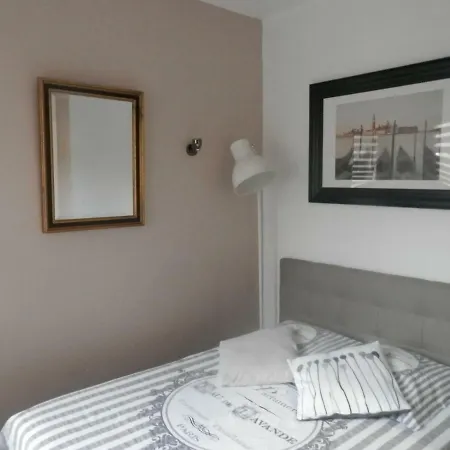 Hyper Centre Apartment